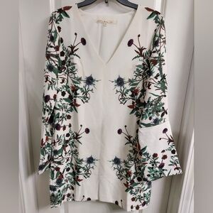 NWT Women's RACHEL Rachel Roy Ivory Bell Sleeve V-Neck Sheath Dress, 6